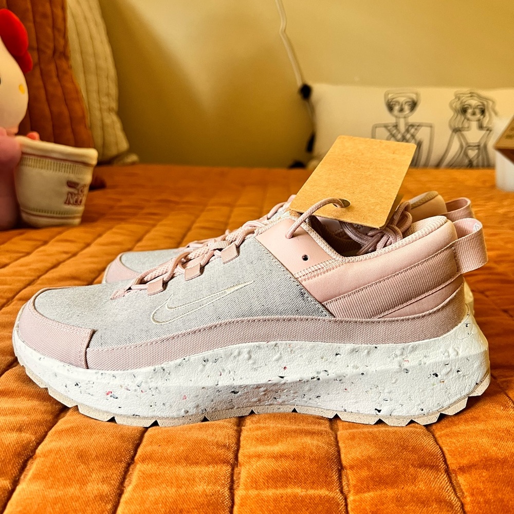 NIKE CRATER REMIXA - Women’s Size 9 - Authentic, NEW